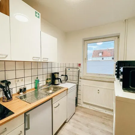 Monty - Kitchen - Washer - Free Parking - Smart-tv